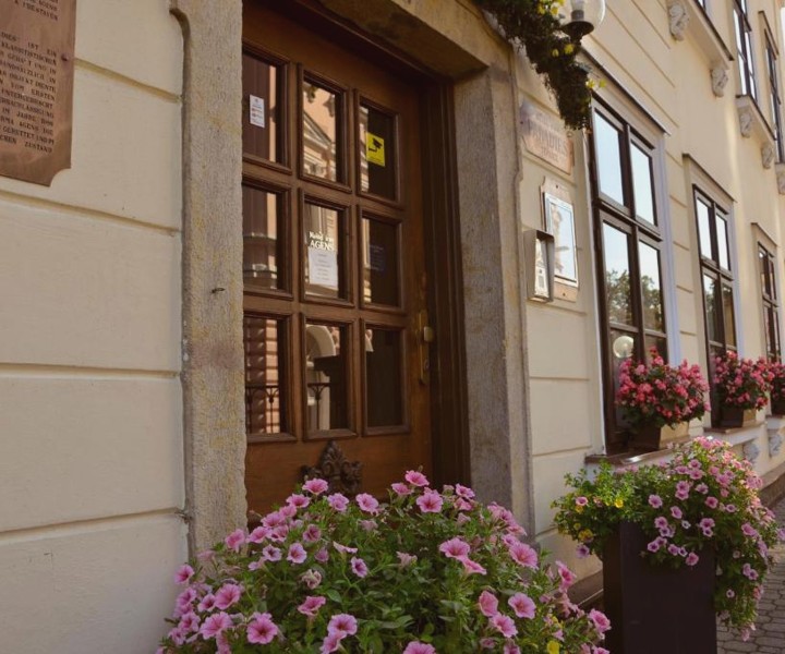 Hotel Paradies