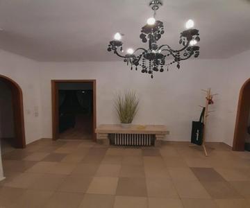 Alte Villa Mit Terrasse