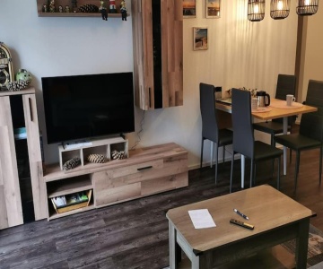 Wohnen Direkt Am Uferpark Mit Grossem Balkon Und Seeblick