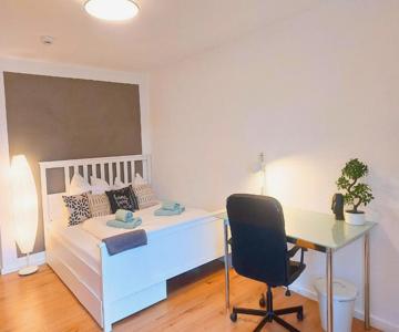 Rooftop Apartments - Doppelzimmer Deluxe In Gemeinschaftsunterkunft Weinberg R3