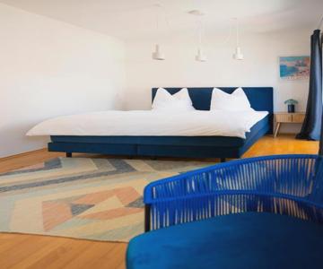 Blauwal - W14, Zentral In Bahnhofsnähe, Balkon, Küche