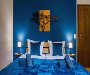 Charmant, Zentral Mit Parkplatz