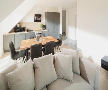 Küsten Suite West Seitliche Wasserlage, 1 Balkon, 90qm