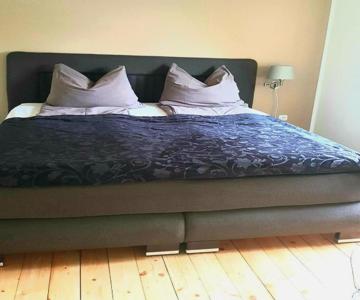 Helle Dhh Mit überdachter Terrasse