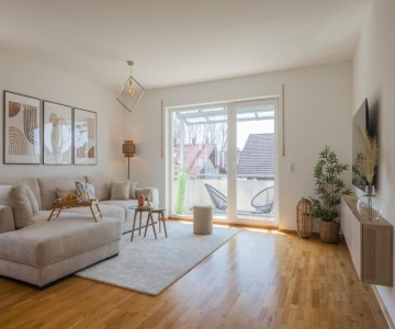 Step Apartments - Large, Luxurious And Central