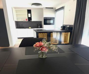 Geisfelder Suites , Zuhause Auf Zeit 1 Obergeschoss Links