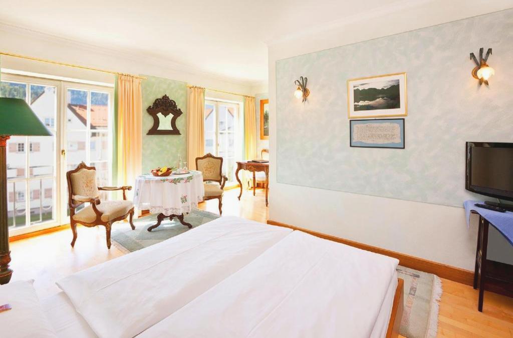 Hotel Hirsch