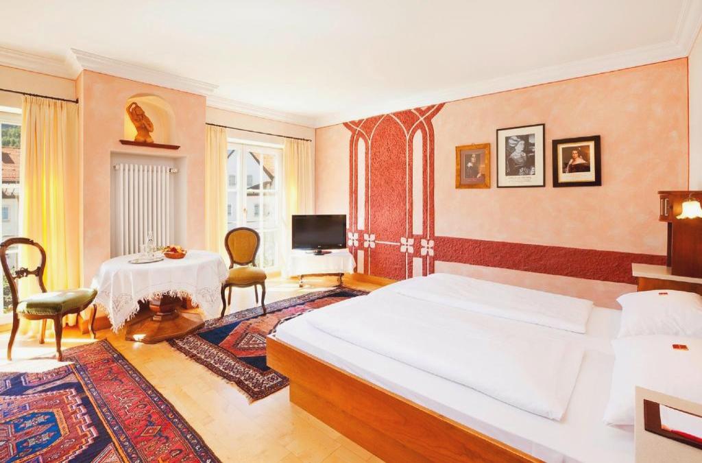 Hotel Hirsch