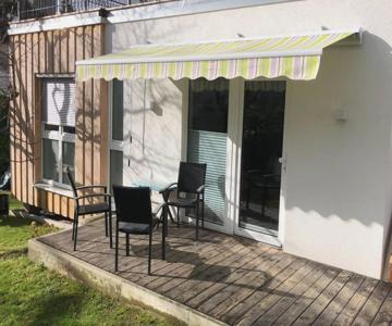 Tiny House Unterm Zwetschgenbaum