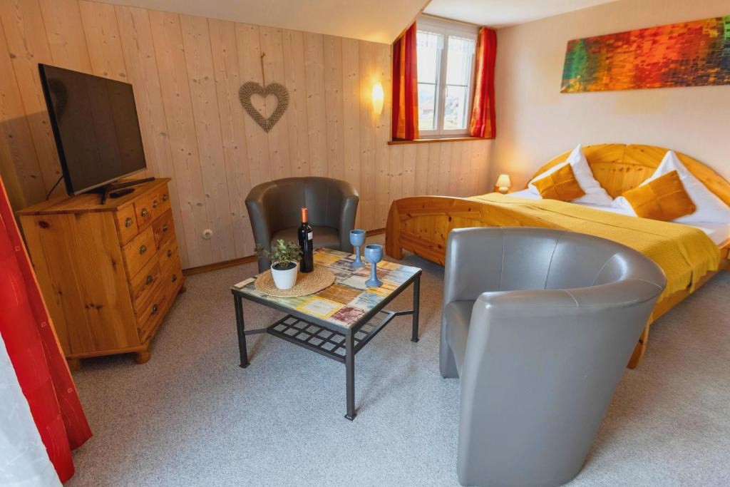 Haus Hindelang - 2 FeWos mit Zugspitzblick, inkl Königscard, gratis Parken & WLAN, Self Check-In, 5