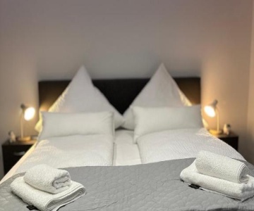 Modern Apartments Neuburg P - Top - 2 Zimmer, Komfort, Balkon, Wi-fi, Smart Tv, Große Dusche, Küche