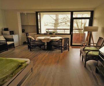 Ruhiges Apt. Direkt Am Naherholungsgebiet Mit Seeblick, Zentrum 5min, Messe 18min