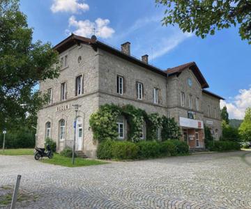 Ferienwohnung Bahnhof Regen Mit Wellness