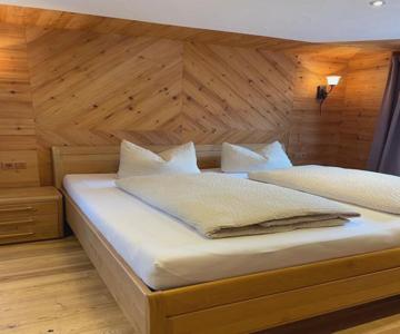 Großzügige Ferienwohnung Gimpl Kathi Mit Bergblick