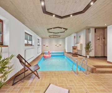 Luxus-villa Mit Indoorpool, Sauna & Offenem Kamin