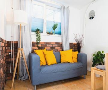 Spacious Apartment In Urban Location