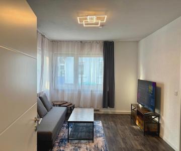SiYen two with 24h Check-in