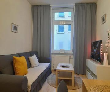 Zwei-zimmer Wohnung In Wiesbadens Westend