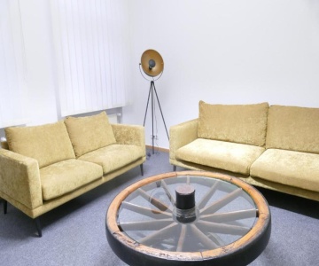 Innenstadt - 110m2 Wunderschöner Altbau Am Landesmuseum Mit 3 Schlafzimmern Und 2 Bädern