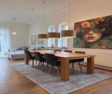 Stilvolle Altbauwohnung Mit Charme