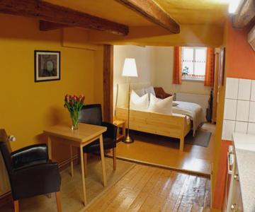 Ferienwohnung Im Damm - private ruhige Terrasse, Parkplatz