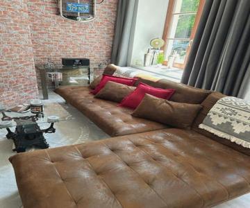 Ruhige Wohnung Im Fabrikstil In Chemnitz