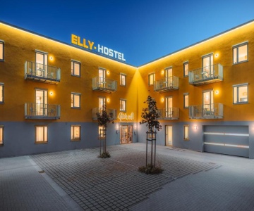 Elly Hostel