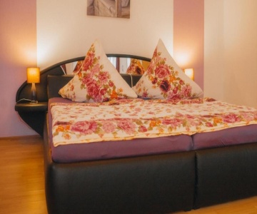 Sylvias Ferienwohnungen Nr.1 Hochparterre