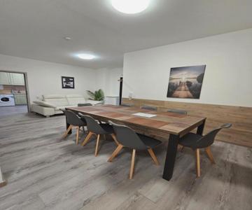 Centro - Bis 9 Gäste