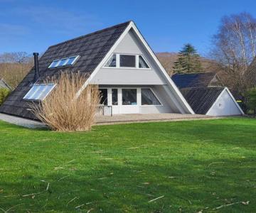 Nurdachhaus Zeltdachhaus Damp