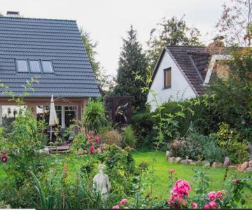 Dachgeschosswohnung Scharbeutz Mit Garten