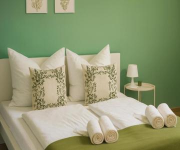 Raha Apartments - Charmantes Studio-apartment - Hbf - Privat Parkplatz