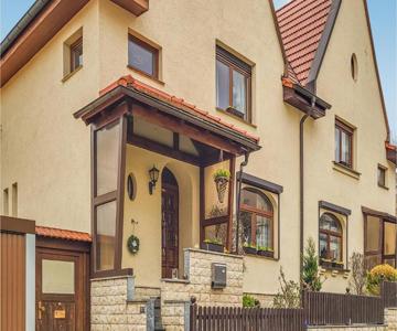 3 Bedroom Cozy Home In Jena