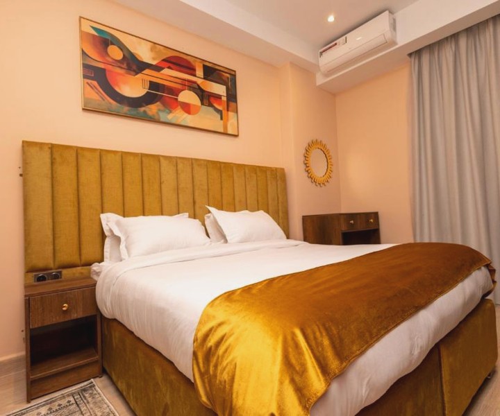 hotel saraya