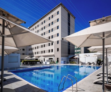 Rénéa Hotel