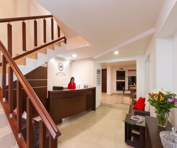 San Blas Hotel & Suites