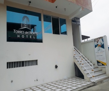 Torres Del Norte