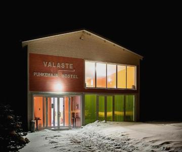 Valaste Guest House And Camping