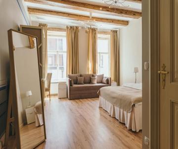 The Merchants House Hotel