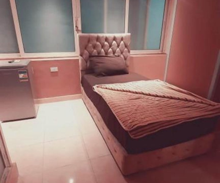 Blue Eyes Hotel