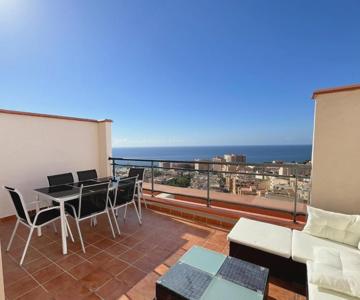 Espacioso Dúplex Con Terraza Y Vistas