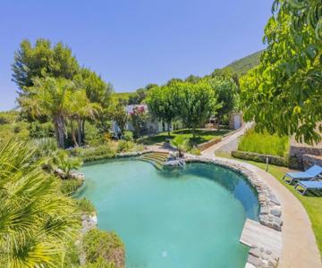 Cubo's Villa El Tejar