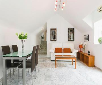 Weforyou Real Del Tivoli Two Rooms