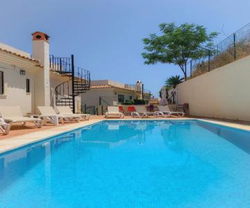ample Villa At Benalmádena Coast