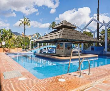 Apartamentos Holidays Benalbeach