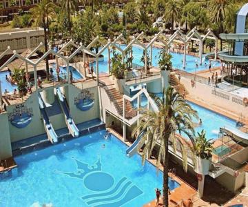 Beachfront Complex - El Rincón De María