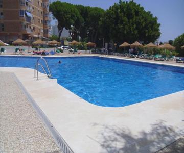 Sunny Studio In Piscis Building