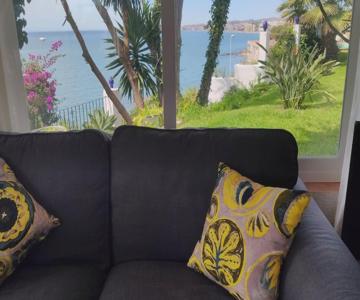Mediterranean Villa - Sea Views & Heatable Pool