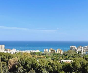 Cozy Central Studio Near The Beach