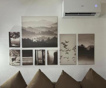 Cris House, Arroyo De La Miel